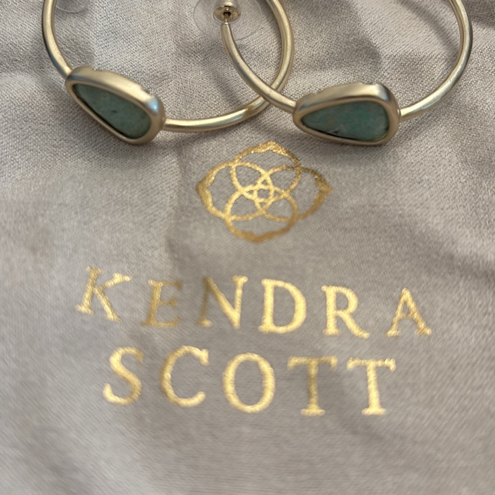Kendra Scott Margot Sea Green Chrysocolla Stone Gold Hoop Earrings - Picture 2 of 2